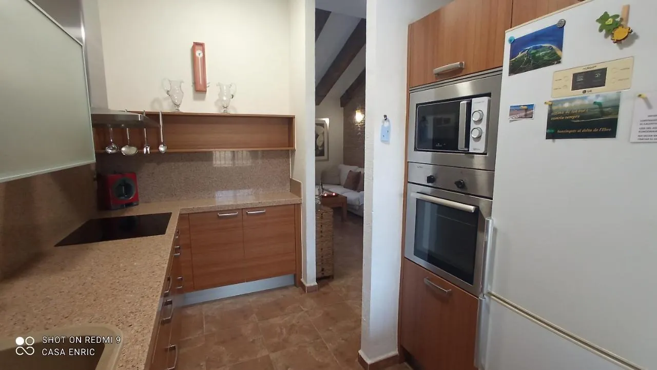 Casa Enric , Con Zona Infantil, Piscina Y Parking Privado Guest House Deltebre