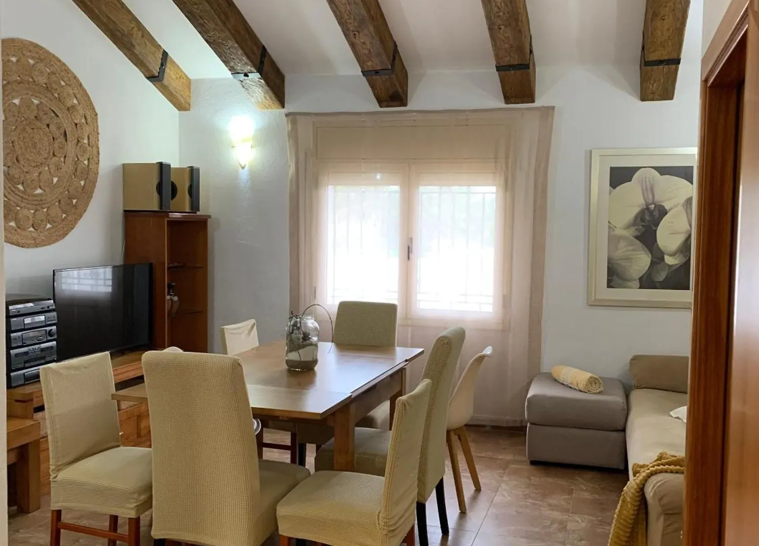 Casa Enric , Con Zona Infantil, Piscina Y Parking Privado Guest House Deltebre